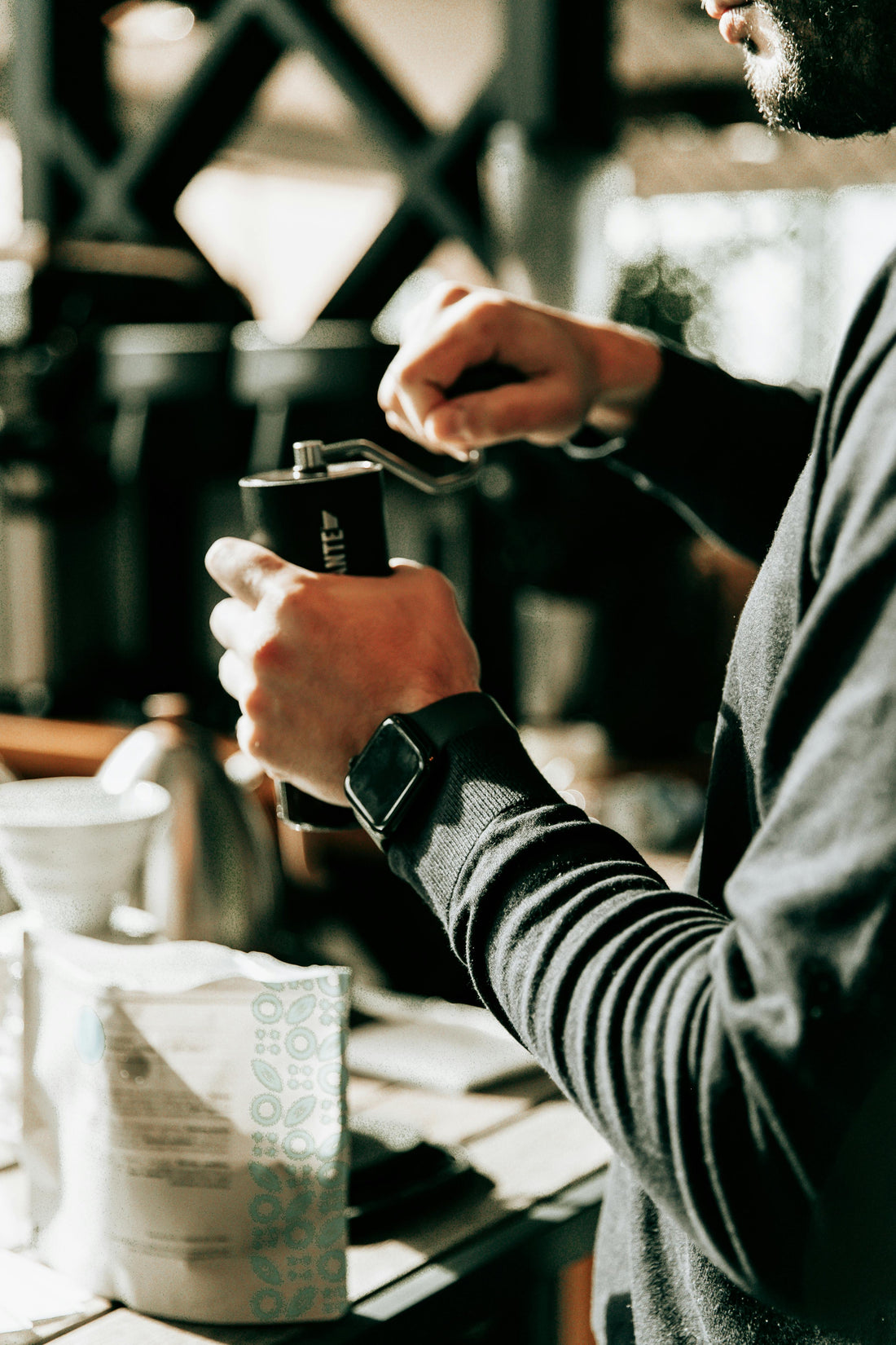 C40 vs K-Ultra: Best All-Purpose Hand Grinder for Espresso, Filter, and Cold Brew Coffee - VacBrew Coffee
